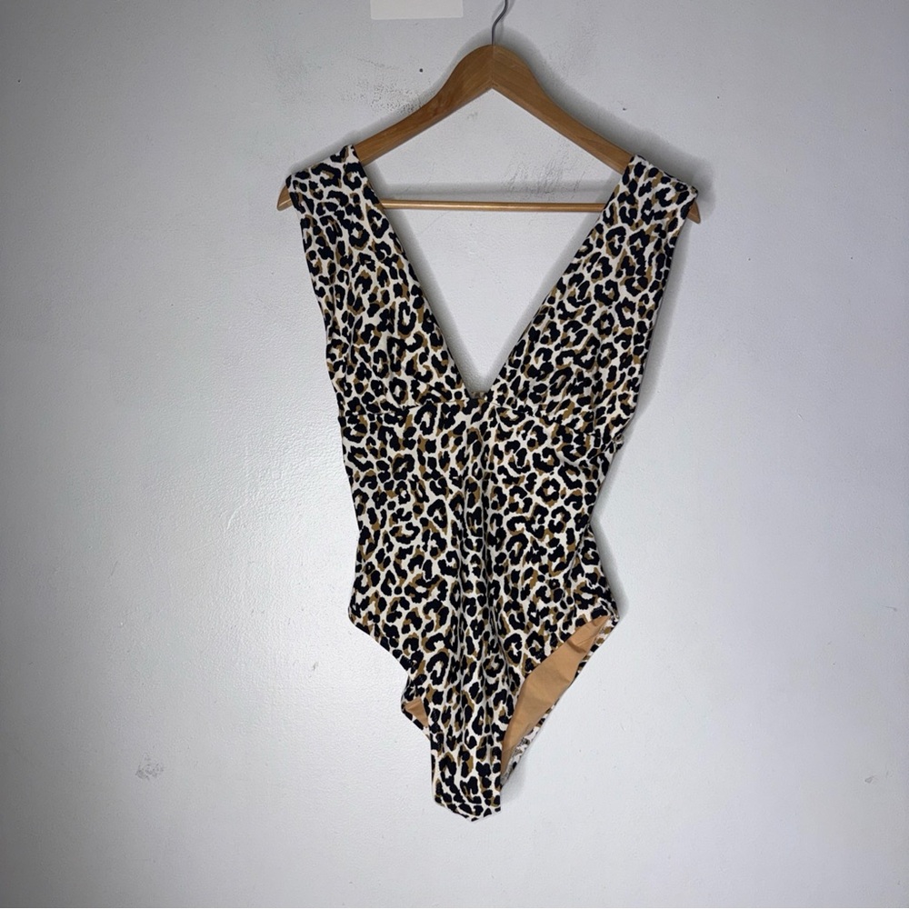 J CREW Factory Animal  Print‎ Plunge Neck Swimsuit Bathing Suit Lined #AW524 Med